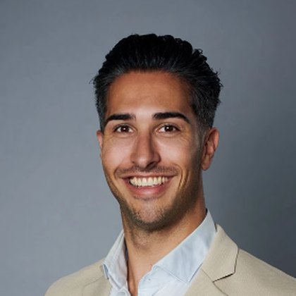 Portret van Daniel Medina, Partner bij Nederburgh Vastgoed