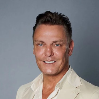 Portret van Sandor Bazelmans, CCO bij Nederburgh Vastgoed
